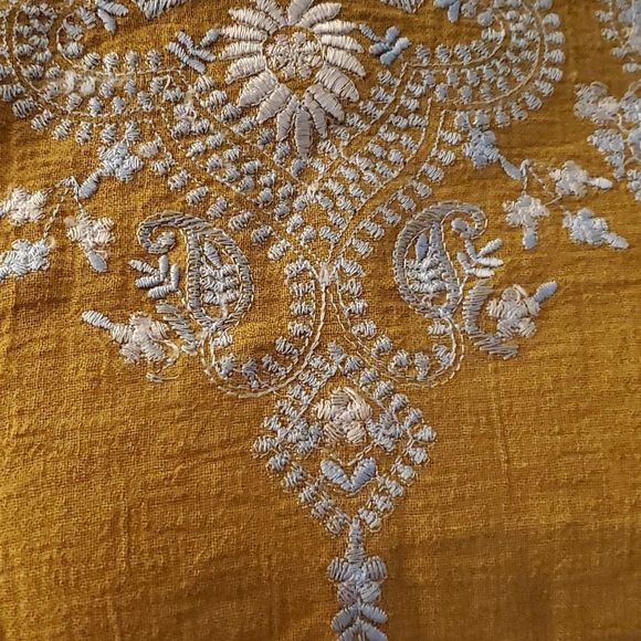 FREE PEOPLE Bohemian embroidered womens crop top 🌼😊🍂 - Picture 4 of 11